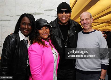 LL Cool J, Jonathan Tisch, Simone Smith, Molly Ringwald, 